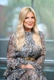 Tori Spelling Biography