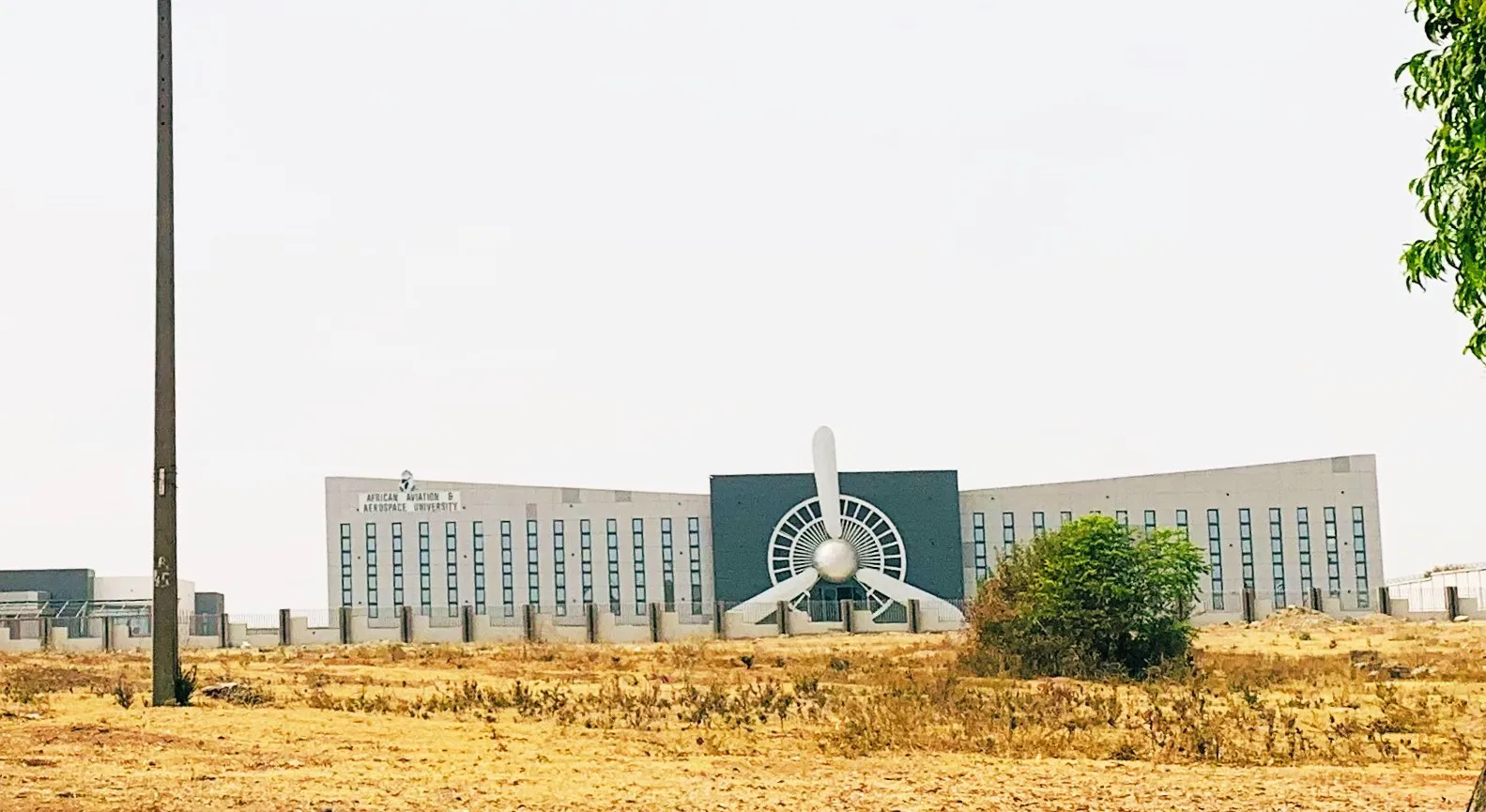 AAAU School Gate